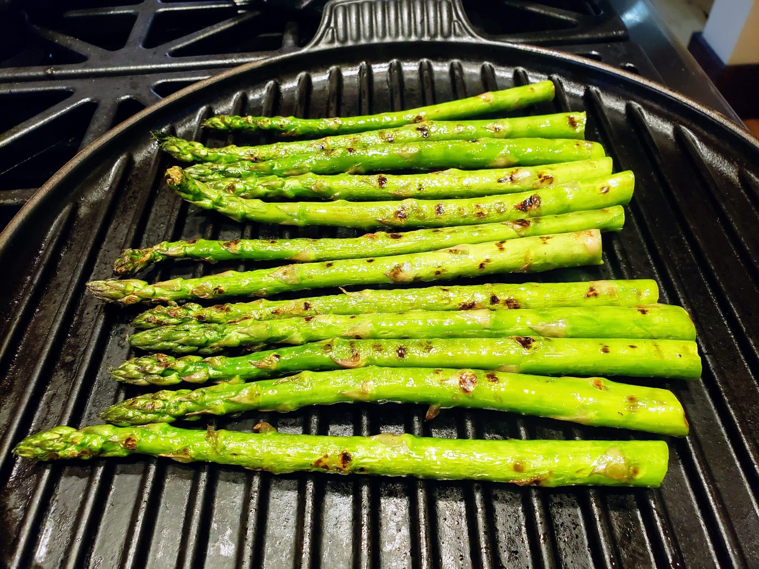 grilled asparagus on a grill pan