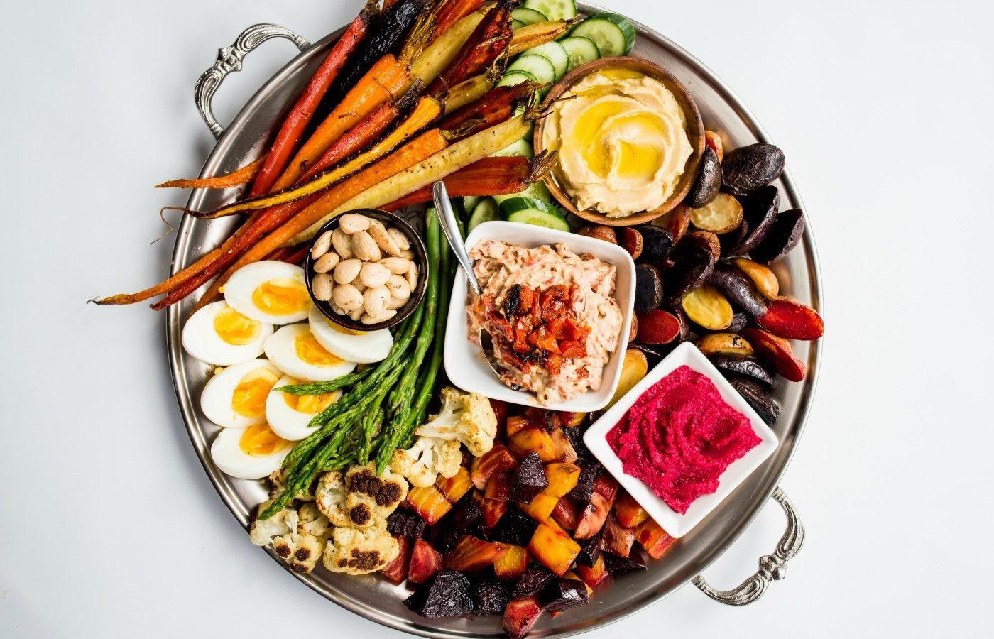 A beautifully arranged platter of roasted vegetables ready to serve