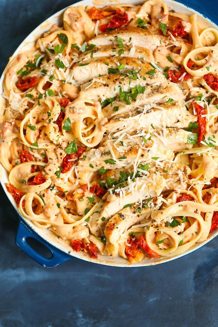 creamy chicken alfredo pasta with sun-dried tomatoes