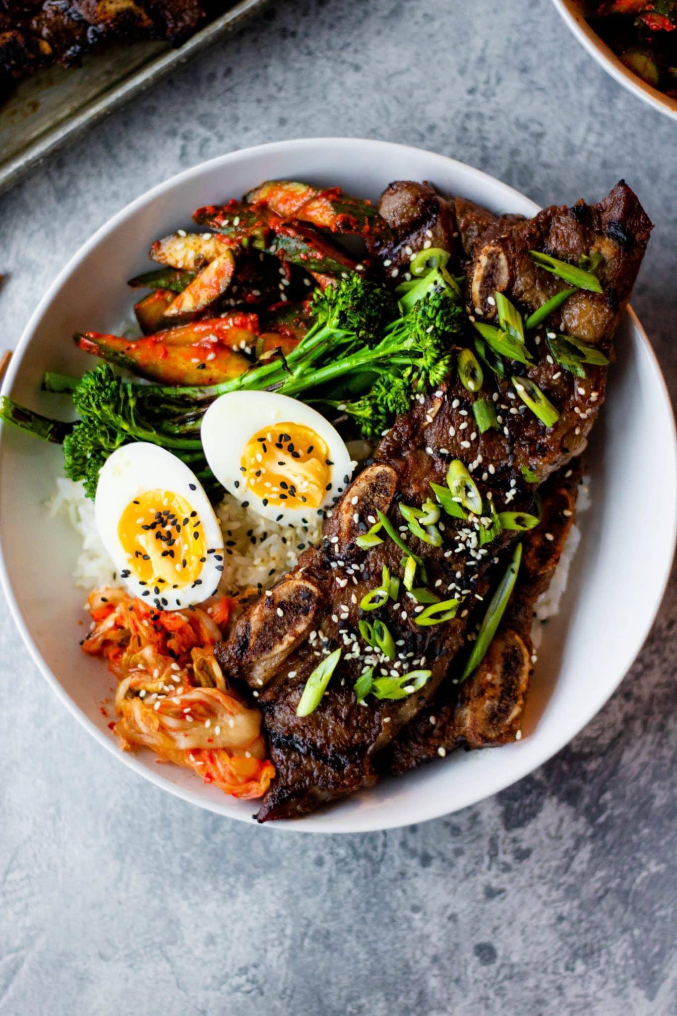 korean short ribs marinade ingredients in bowls