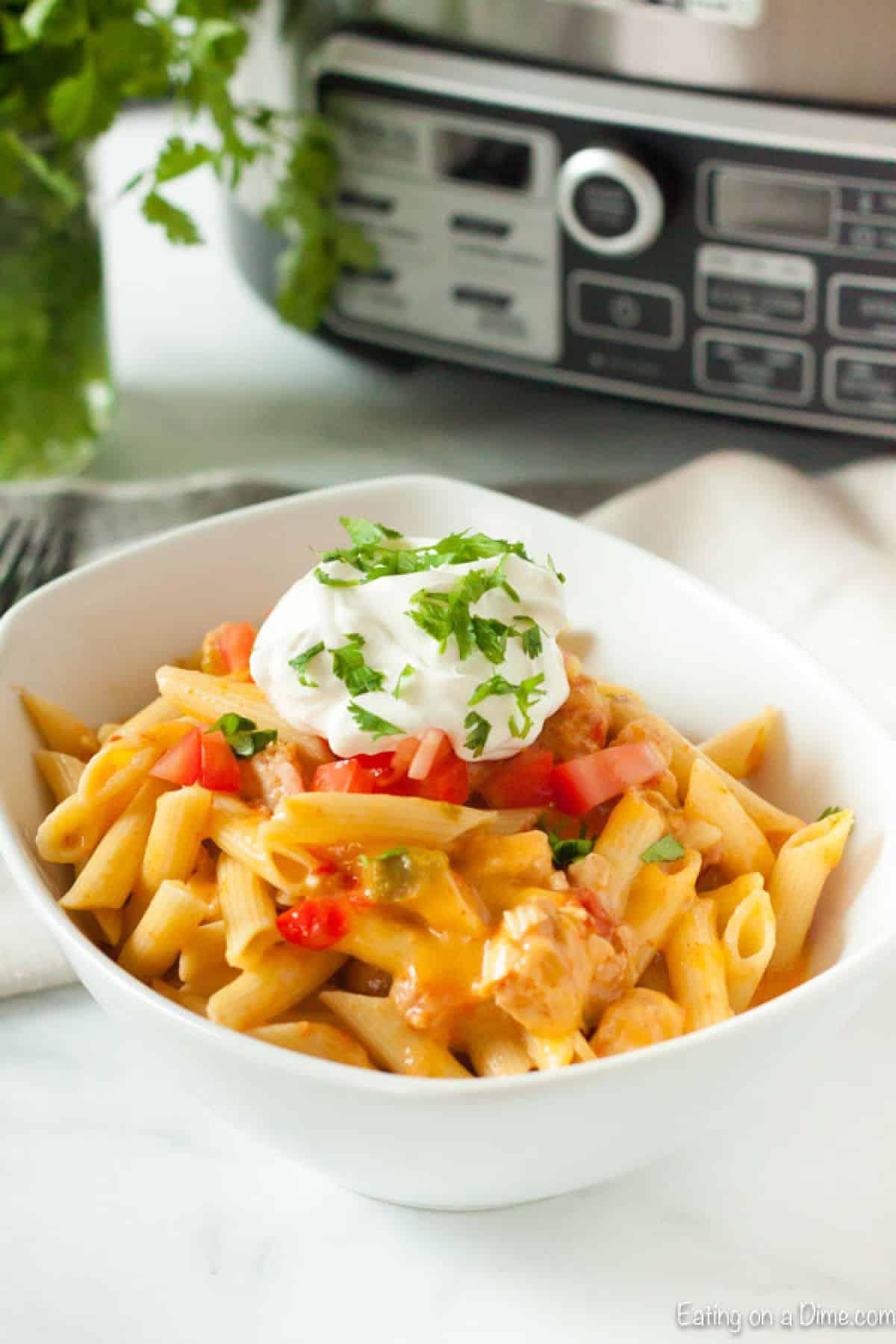 slow cooker chicken fajita pasta served in a bowl