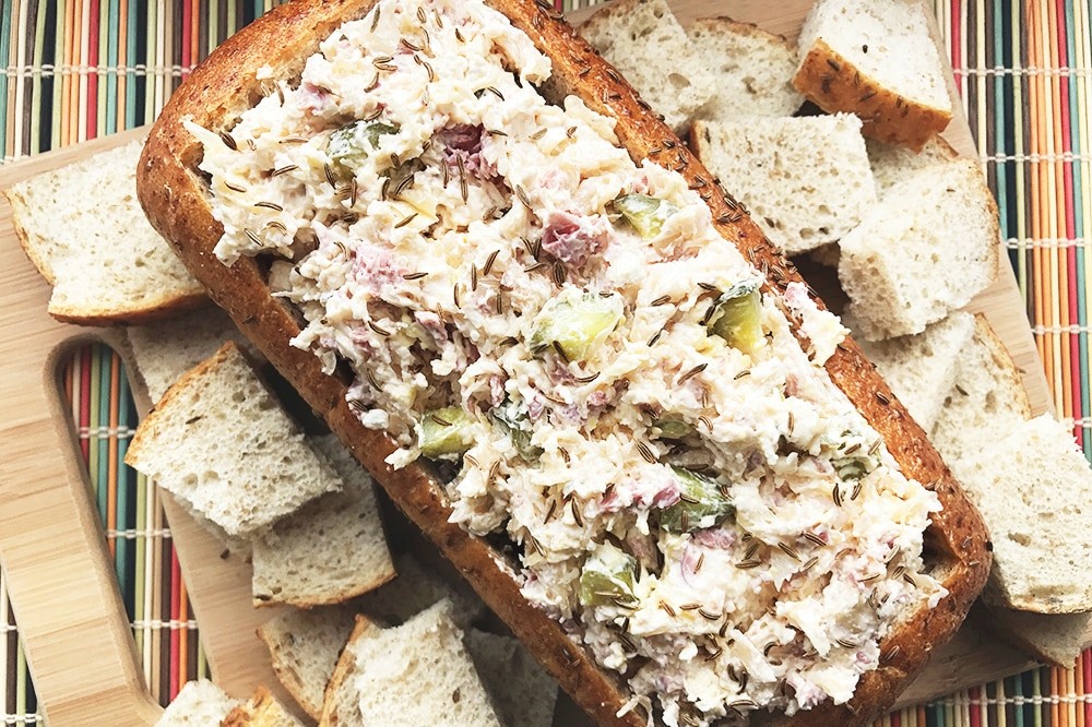 Reuben dip served with rye bread and crackers