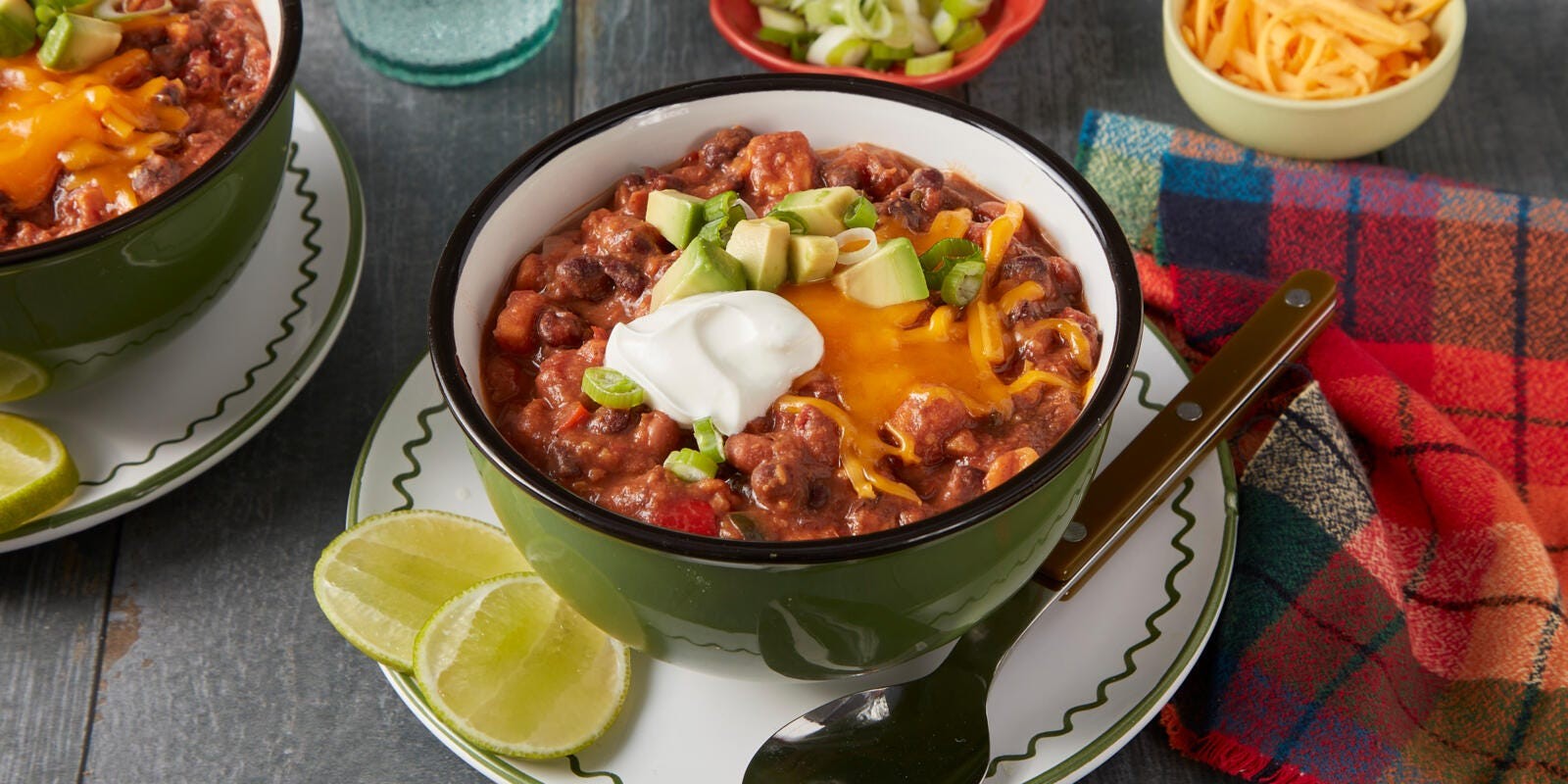 pioneer woman chili recipe served in bowls